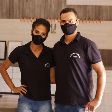 Hotel E Restaurante Lima 루이스 에두아르두 마갈랴이스 외부 사진