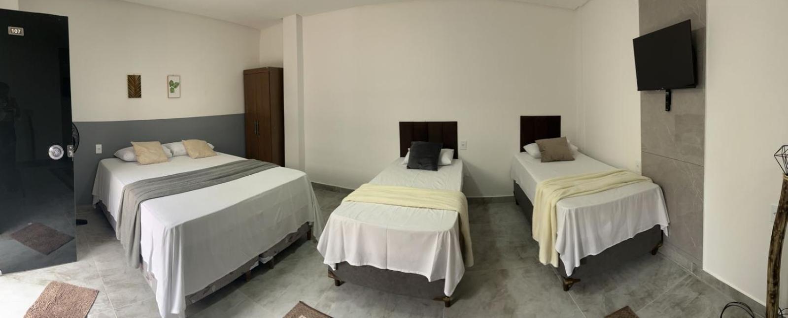 Hotel E Restaurante Lima 루이스 에두아르두 마갈랴이스 외부 사진